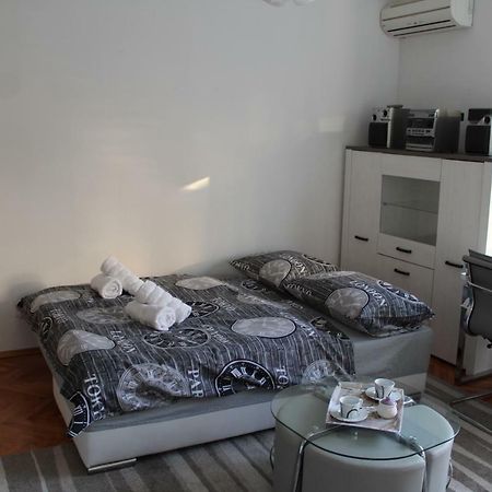 Cozy Apartment Mihaela With Balcony, Near Park Marjan & Old Town - Quiet Neighborhood Split Exterior photo
