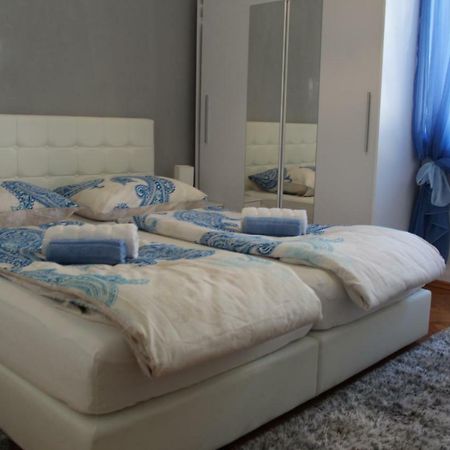 Cozy Apartment Mihaela With Balcony, Near Park Marjan & Old Town - Quiet Neighborhood Split Exterior photo