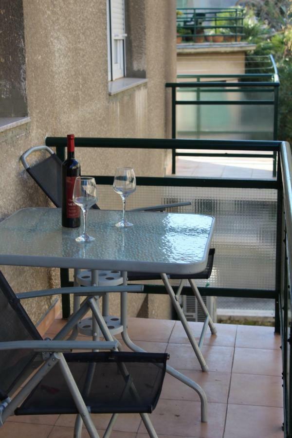 Cozy Apartment Mihaela With Balcony, Near Park Marjan & Old Town - Quiet Neighborhood Split Exterior photo